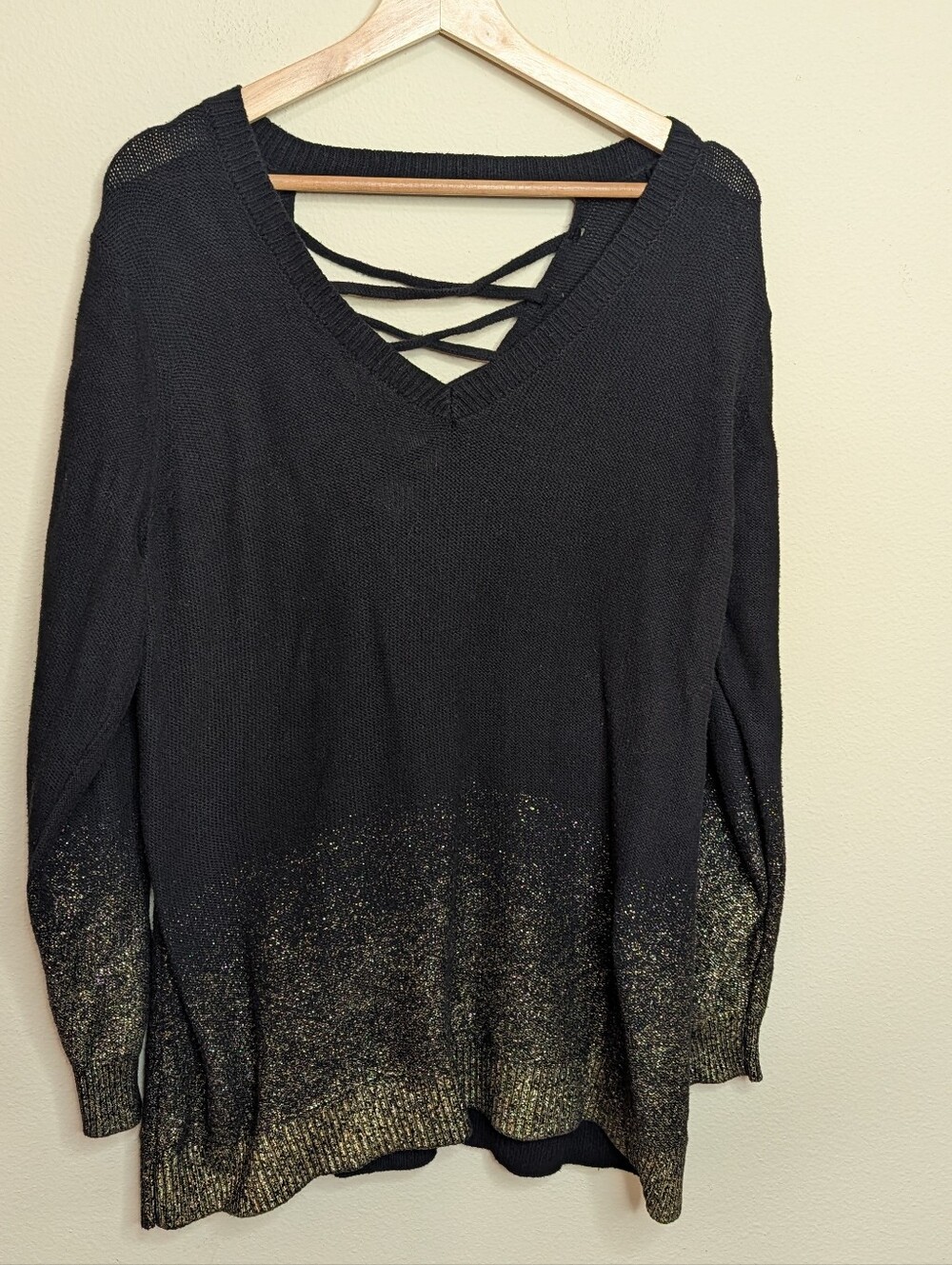 Torrid Black Gold Glitter Ombre Sweater‎ Criss Cross Back V Neck Plus Size 1